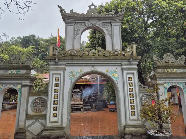 Lịch Sử Đền Ông Hoàng Mười Lịch Sử Đền Ông Hoàng Mười