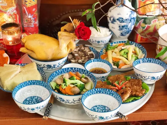 Mâm Cúng Tất Niên Đặt Ở Đâu
