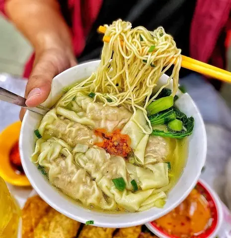Mì Sủi Cảo Hà Tôn Quyền