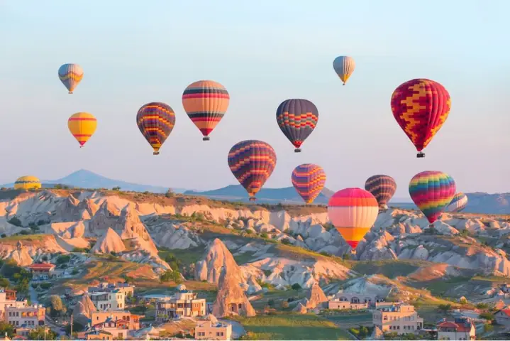 Ngắm Khinh Khí Cầu Ở Thổ Nhĩ Kỳ Ngắm Khinh Khí Cầu Ở Thổ Nhĩ Kỳ