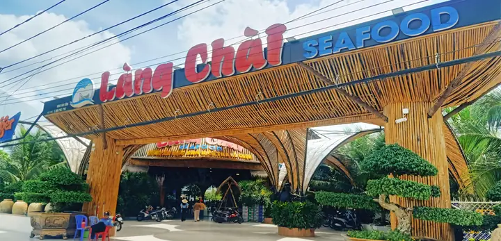 Nhà Hàng Làng Chài Bến Tre