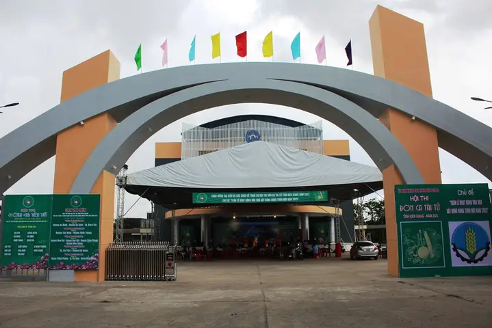 Nhà Văn Hóa Tỉnh Kiên Giang