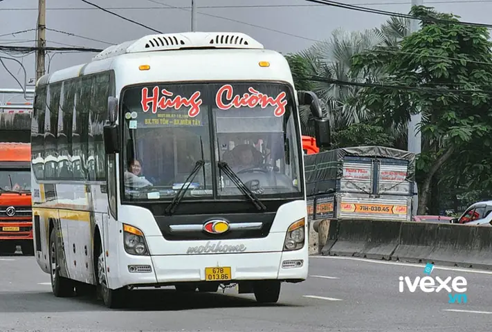 Nhà Xe Hùng Cường Núi Sập