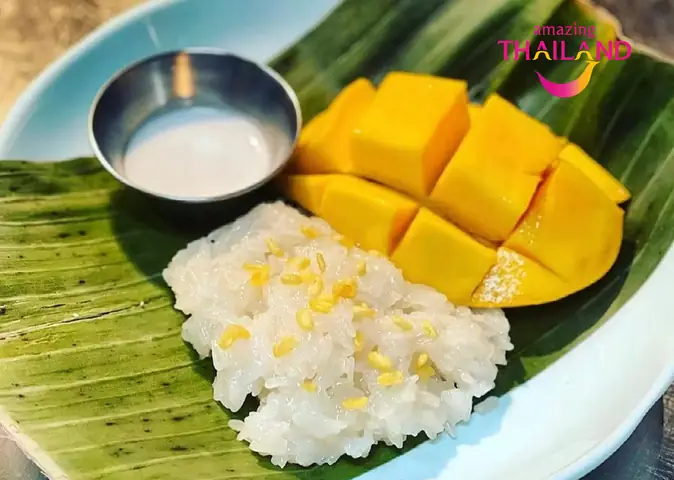 Những Món Ăn Phải Thử Khi Đến Thái Lan Những Món Ăn Phải Thử Khi Đến Thái Lan