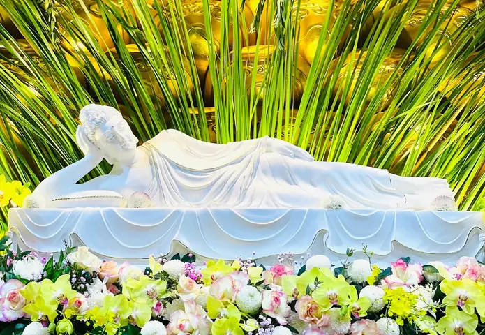 Phật Nhập Niết Bàn Ở Đâu