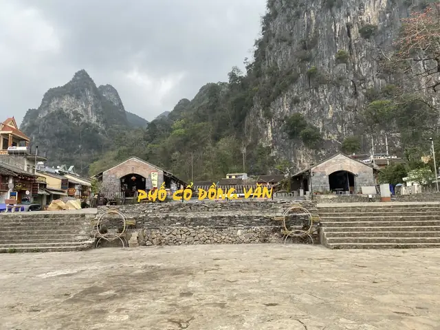 Phố Cổ Đồng Văn Hà Giang