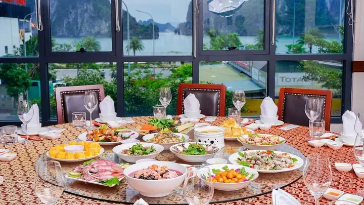 Quán Ăn Ngon Ở Hạ Long Quán Ăn Ngon Ở Hạ Long