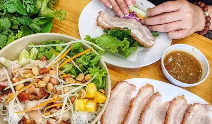 Quán Bánh Tráng Cuốn Thịt Heo Ngon Ở Đà Nẵng Quán Bánh Tráng Cuốn Thịt Heo Ngon Ở Đà Nẵng