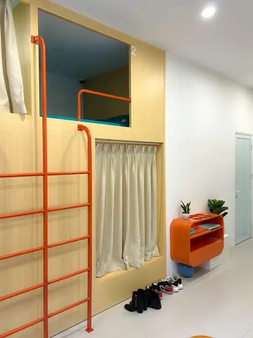 Quán Cà Phê Có Giường Ngủ