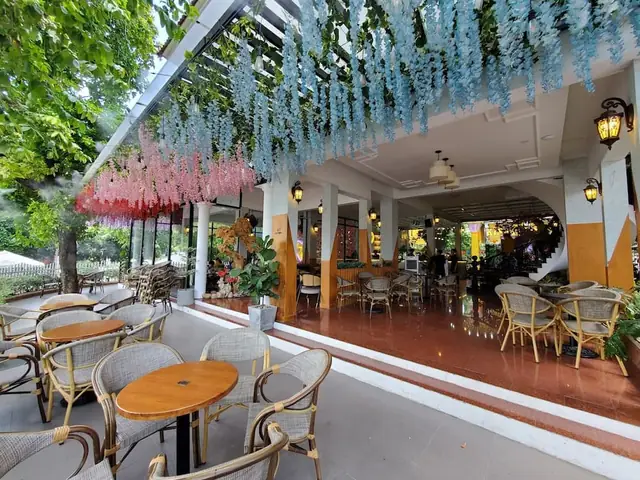 Quán Cafe Lãng Mạn Ở Bình Tân Quán Cafe Lãng Mạn Ở Bình Tân