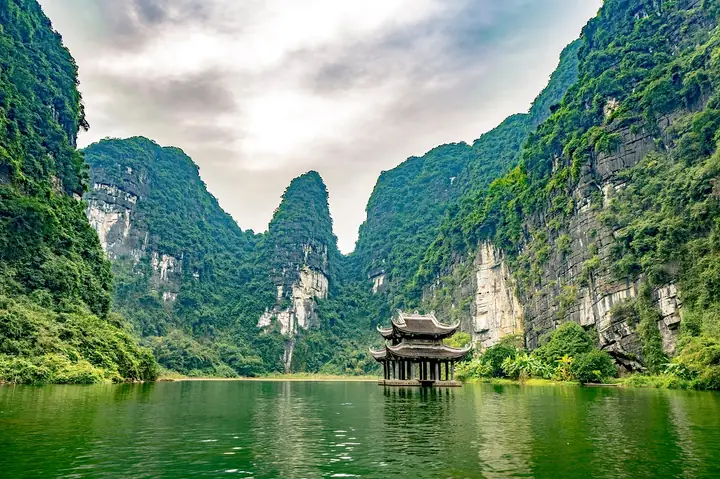 Quần Thể Danh Thắng Tràng An Ở Đâu