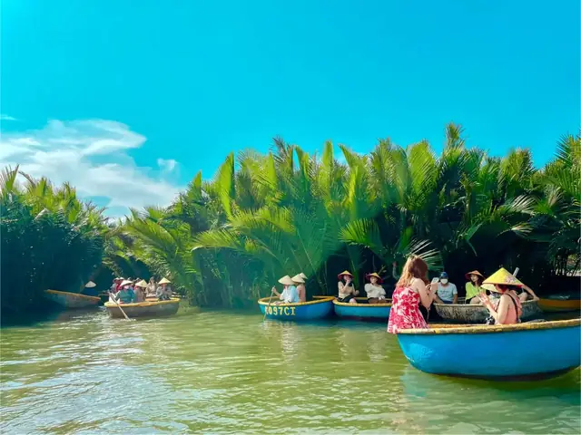 Rừng Dừa Bảy Mẫu Cách Hội An Bao Xa