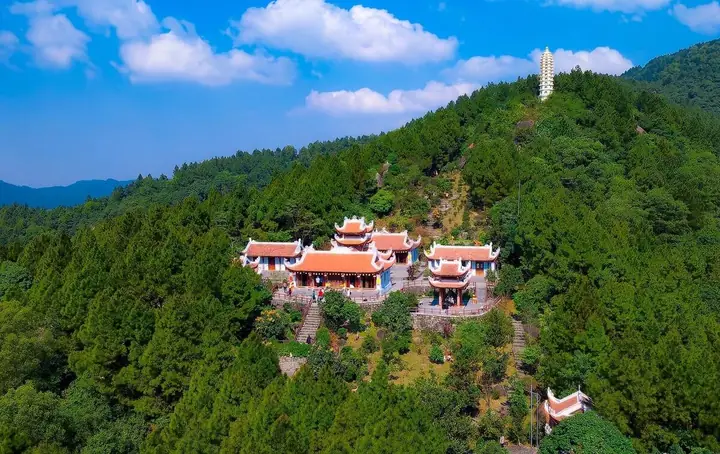 Sự Tích Chùa Hương Tích Hà Tĩnh Sự Tích Chùa Hương Tích Hà Tĩnh