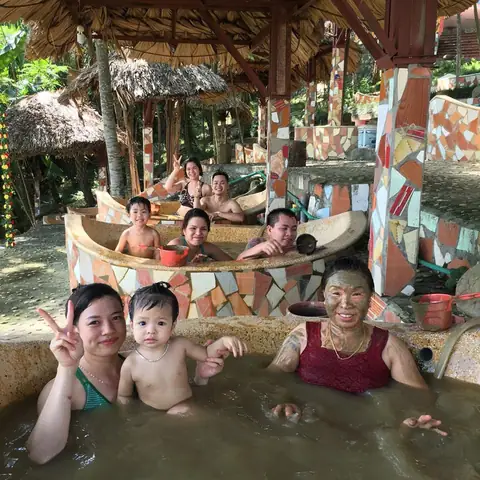 Tắm Suối Nước Nóng Tuyên Quang Tắm Suối Nước Nóng Tuyên Quang