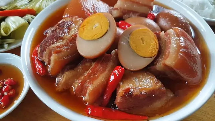 Thịt Kho Nước Dừa Ngày Tết Thịt Kho Nước Dừa Ngày Tết