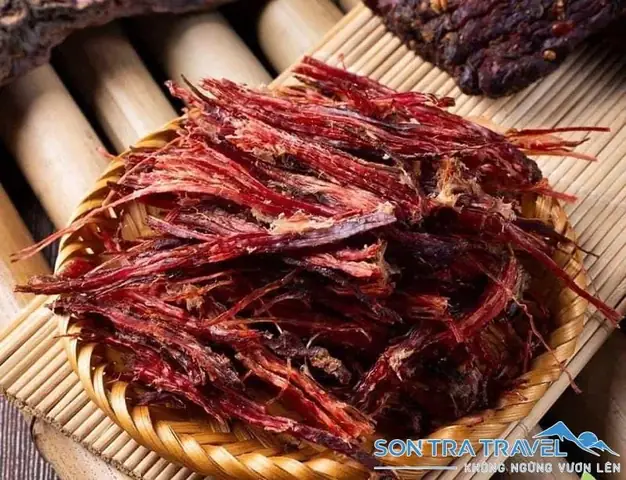 Thịt Trâu Gác Bếp Lào Cai
