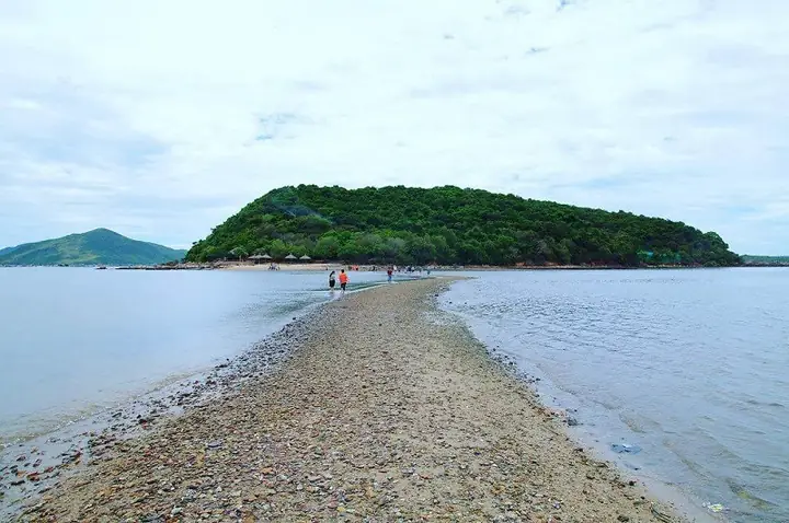 Tour Nhất Tự Sơn Phú Yên Tour Nhất Tự Sơn Phú Yên