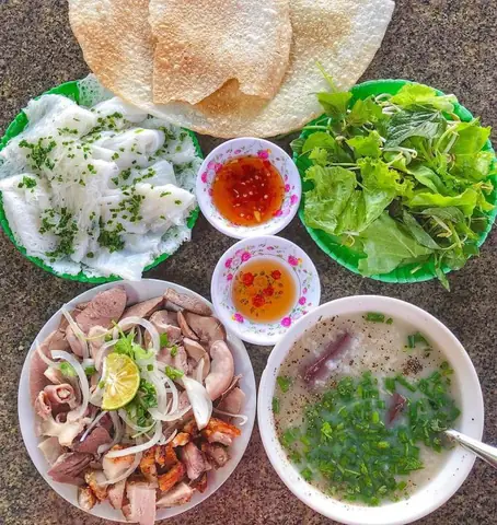 Bánh Hỏi Lòng Heo Tuy Hòa Bánh Hỏi Lòng Heo Tuy Hòa
