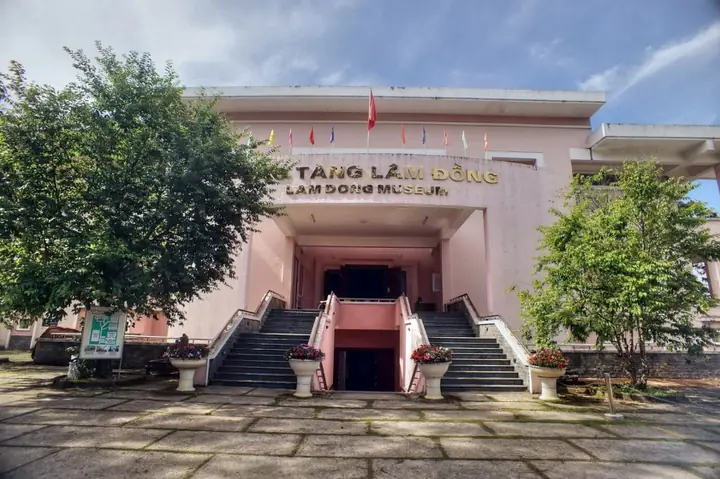 Bảo Tàng Lâm Đồng Đà Lạt Bảo Tàng Lâm Đồng Đà Lạt