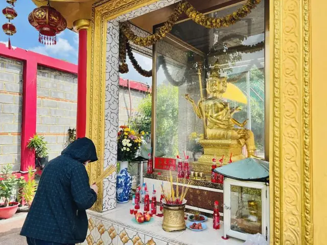 Chùa Phật Tứ Diện Quận 8