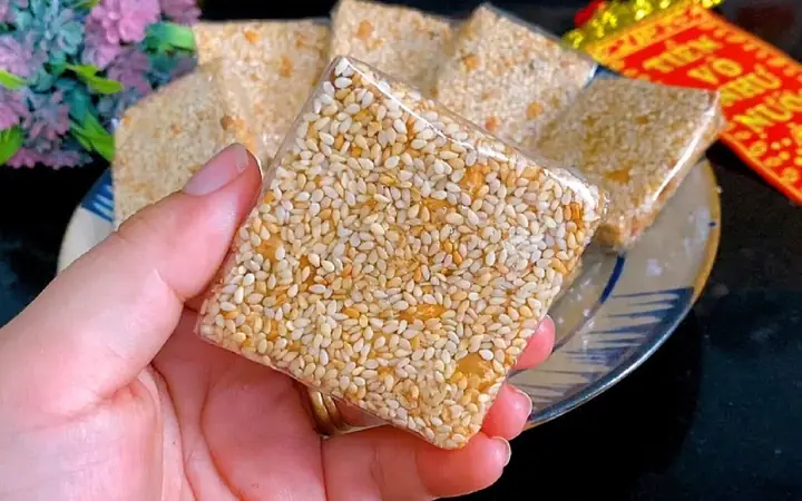 Đặc Sản Của Huế Là Gì
