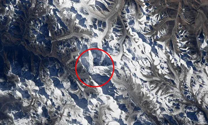 Đỉnh Everest Nhìn Từ Trên Cao Đỉnh Everest Nhìn Từ Trên Cao