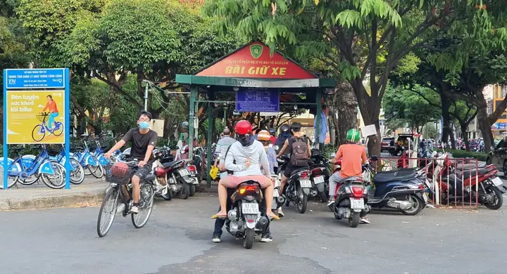 Gửi Xe Công Viên Lê Văn Tám