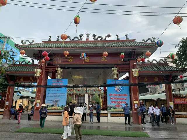 Hình Ảnh Chùa Bà Bình Dương