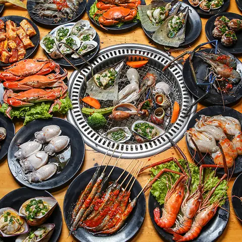 Nhà Hàng Buffet Hải Sản Những Chàng Trai Nhà Hàng Buffet Hải Sản Những Chàng Trai