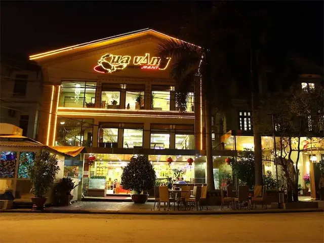 Nhà Hàng Ngon Ở Bãi Cháy