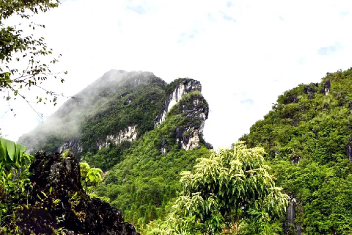 Núi Hàm Rồng Sa Pa Lào Cai
