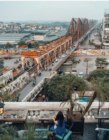 Quán Cafe View Cầu Long Biên